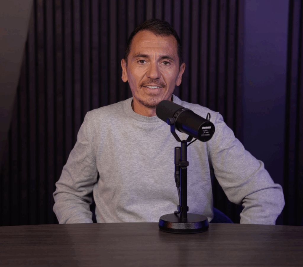 Guillaume Varanda dans un studio